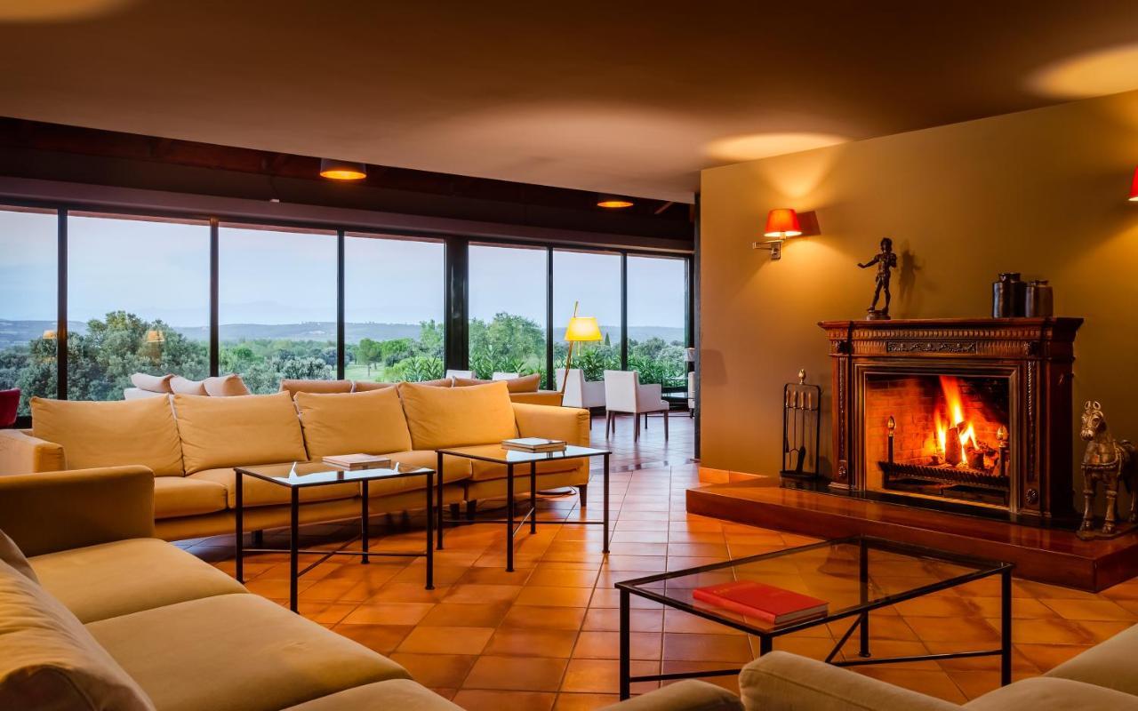 Hotel Torremirona Golf & Spa Навата Экстерьер фото
